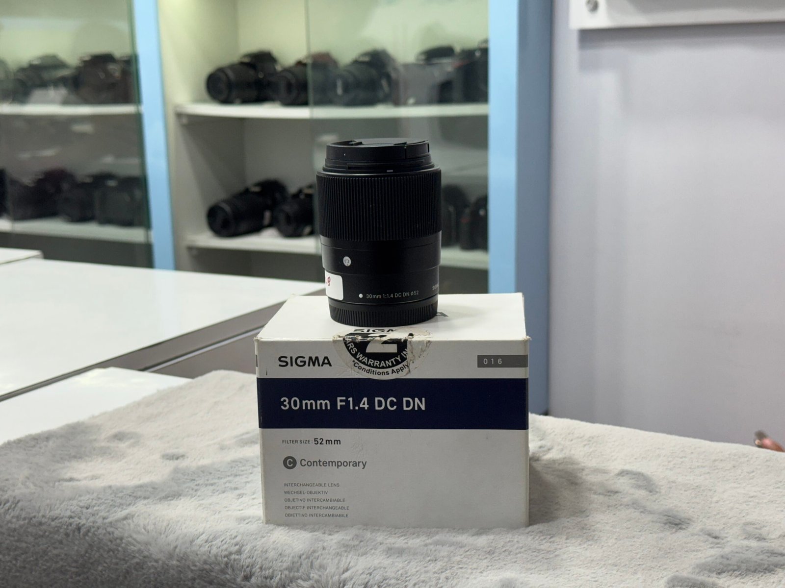 IMG_8905 Sigma 30mm f/1.4 DC DN Contemporary Lens — Canon M Mount - Image 1